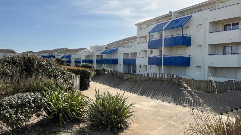 Superbe T3 Les Pieds Dans L'Eau, Parking, Piscine En Ete Lejlighed Lacanau Eksteriør billede